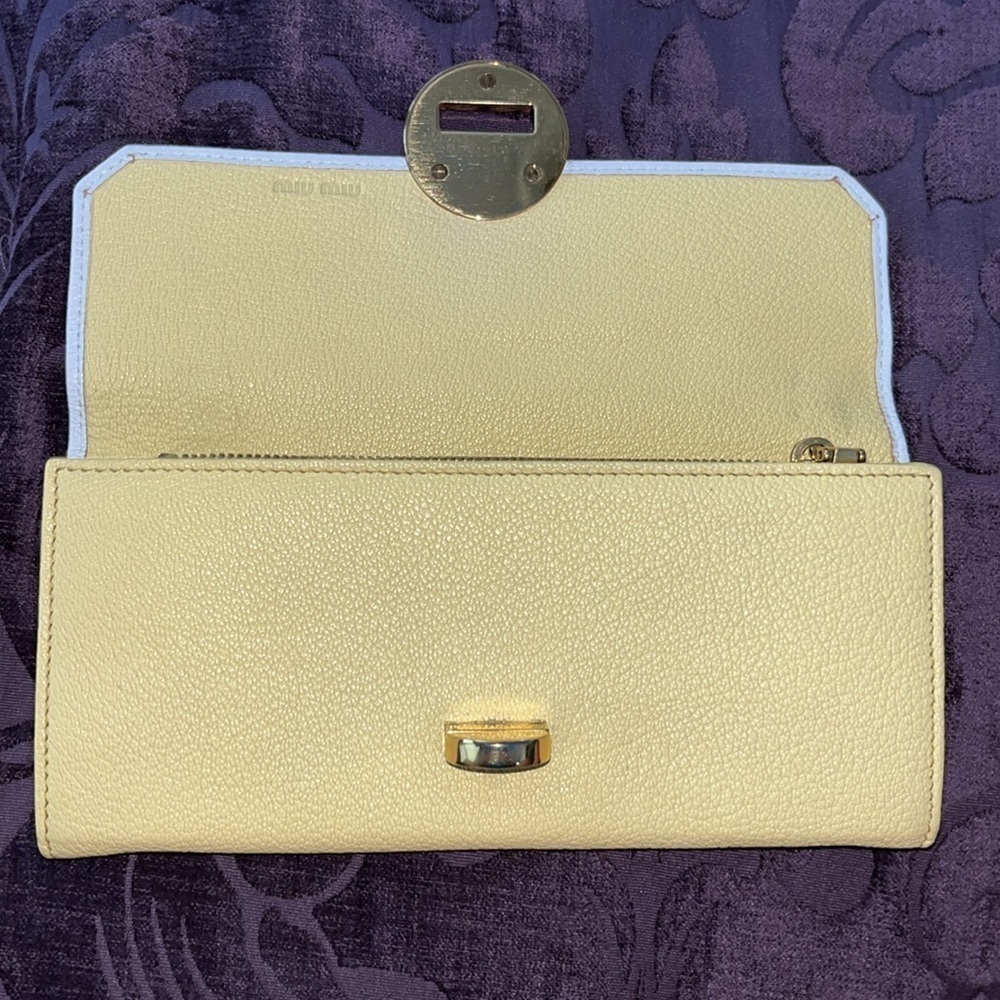 Miu Miu Bi-Color Wallet - Picture 8 of 10